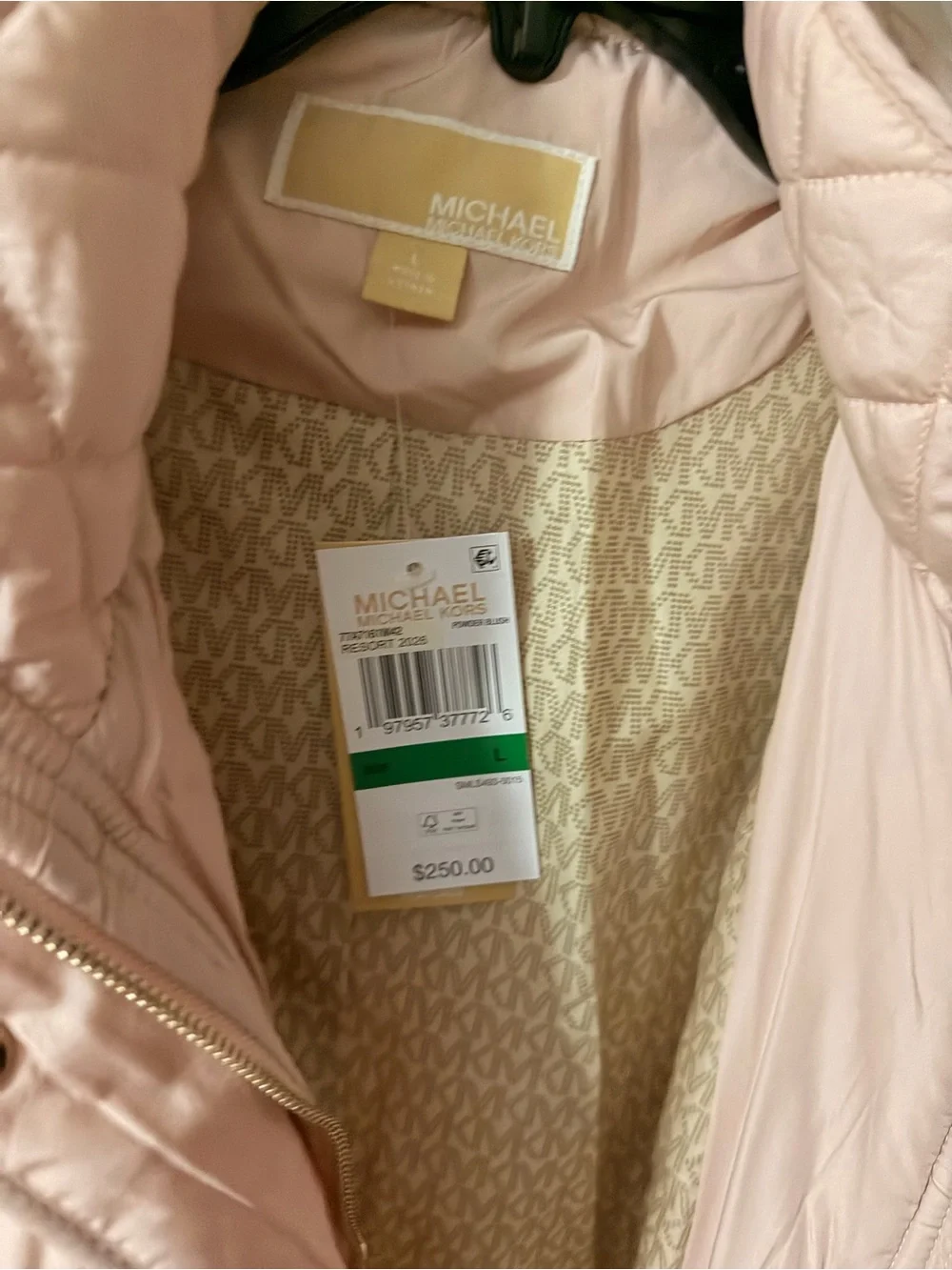 Quilted Hooded Jacket in Light Pink size Large